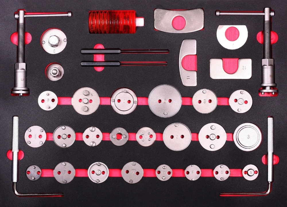 Car Repair Tool Set (Optional)2