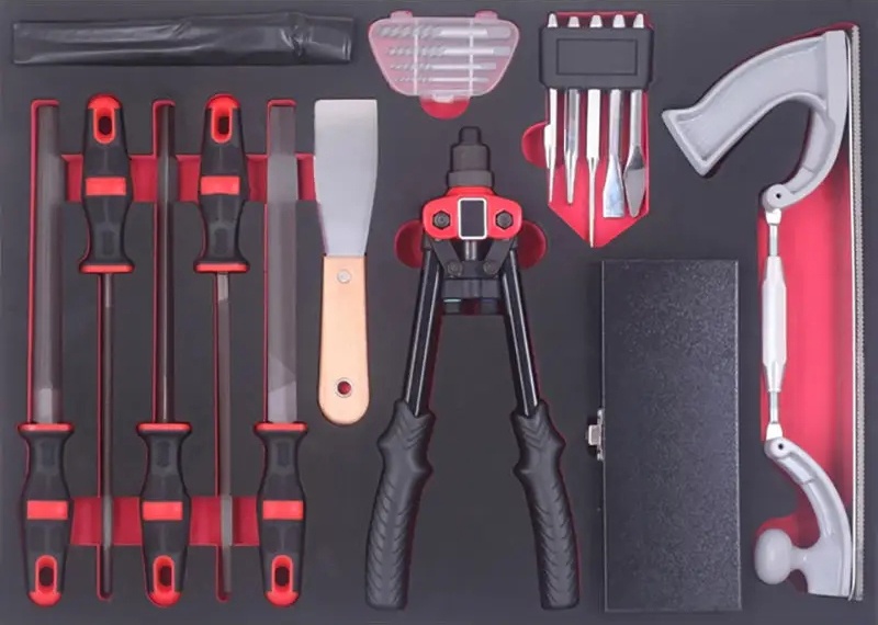 Car Repair Tool Set (Optional)2