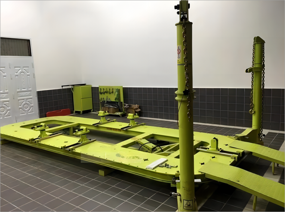 Vehicle Body Repair and Straightening Equipment
