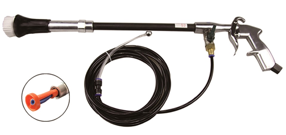 Engine washing gun