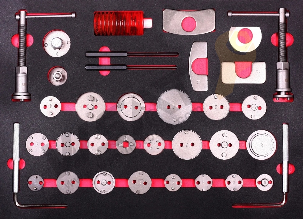 Car Repair Tool Set (Optional)2