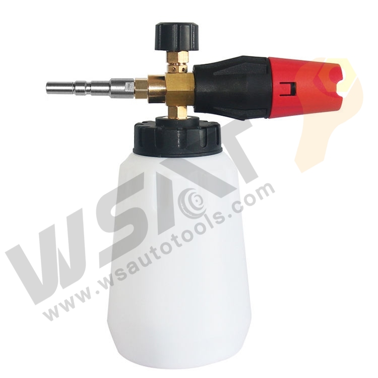 Pneumatic foam spary pot and spray gun