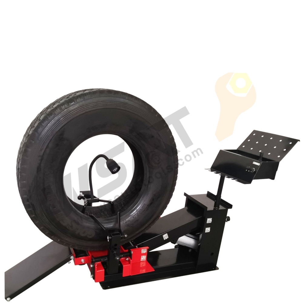 Pneumatic Tire Spreader with Working Light