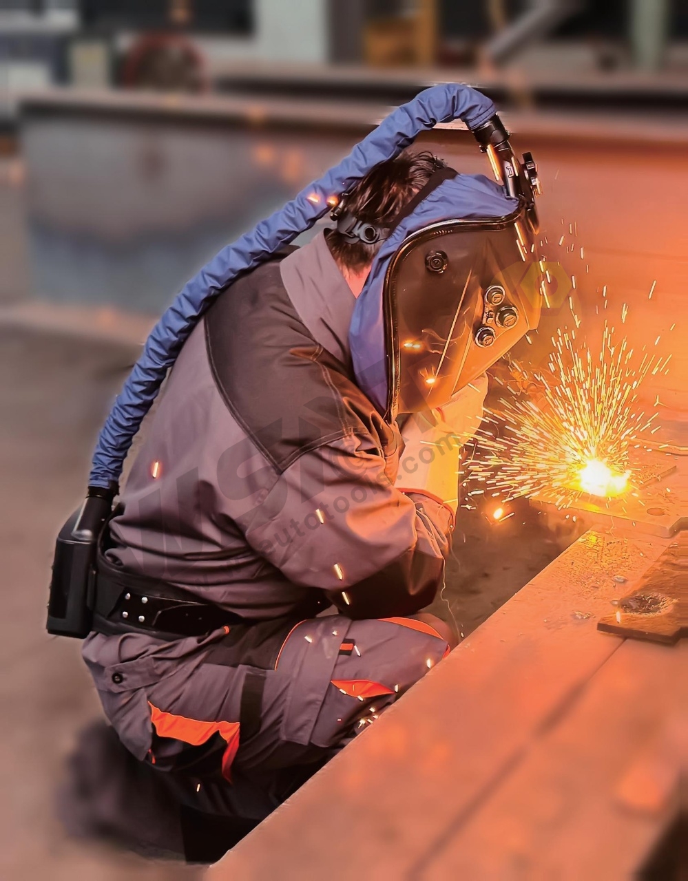 Welding Air Supply Device With Welding Helmet